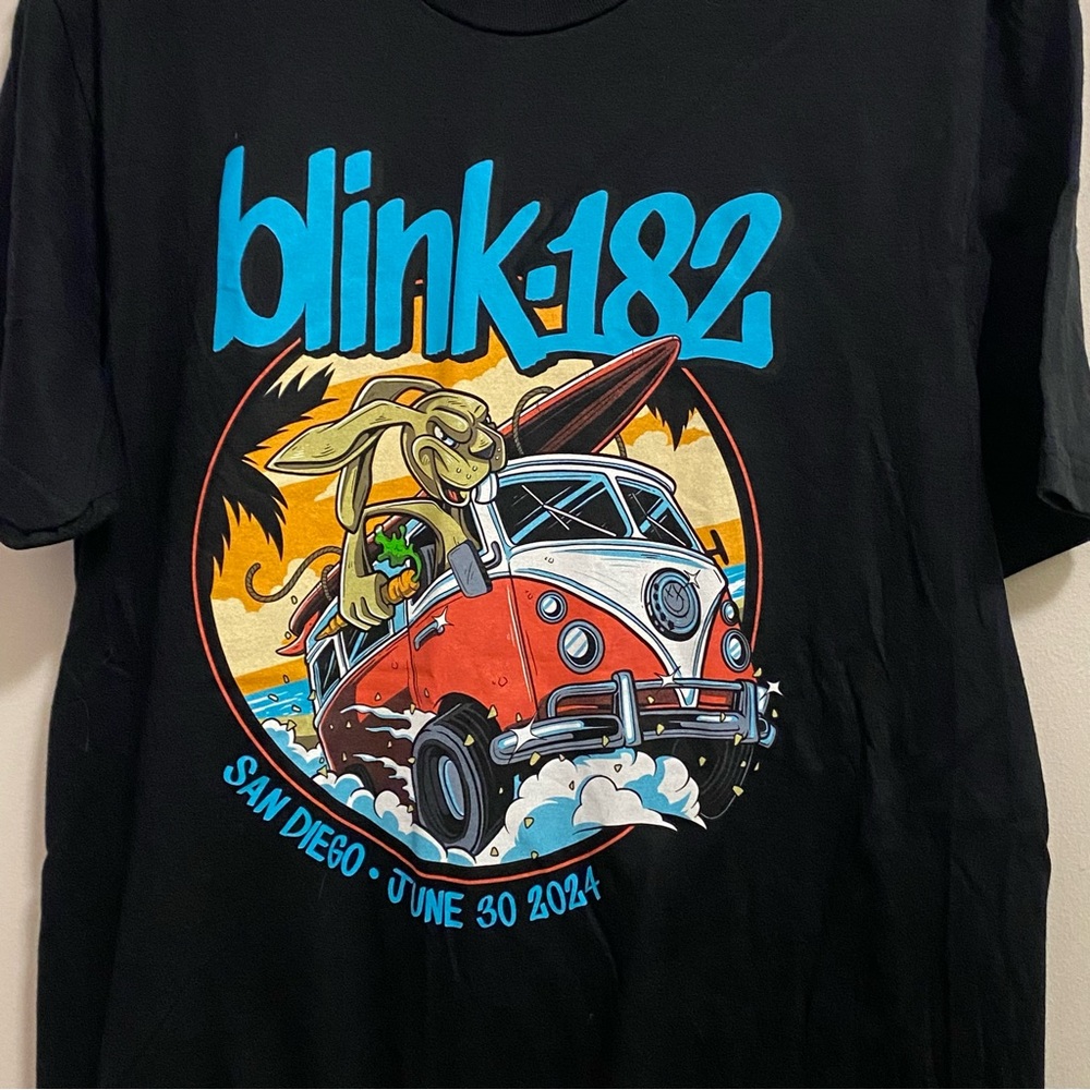 Blink 182 Band Tee 2024 San Diego CA Concert Tour Mens M Graphic T Shirt Black